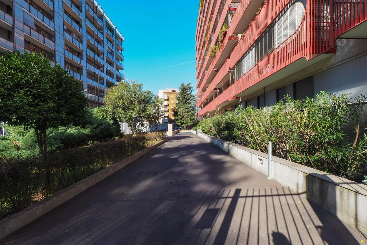 Apartamento Primopiano - Ressi Milán Exterior foto
